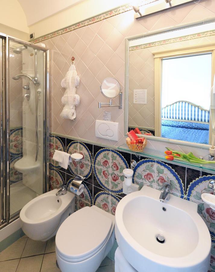 Amalfi Old Square Room & Apartments Екстер'єр фото
