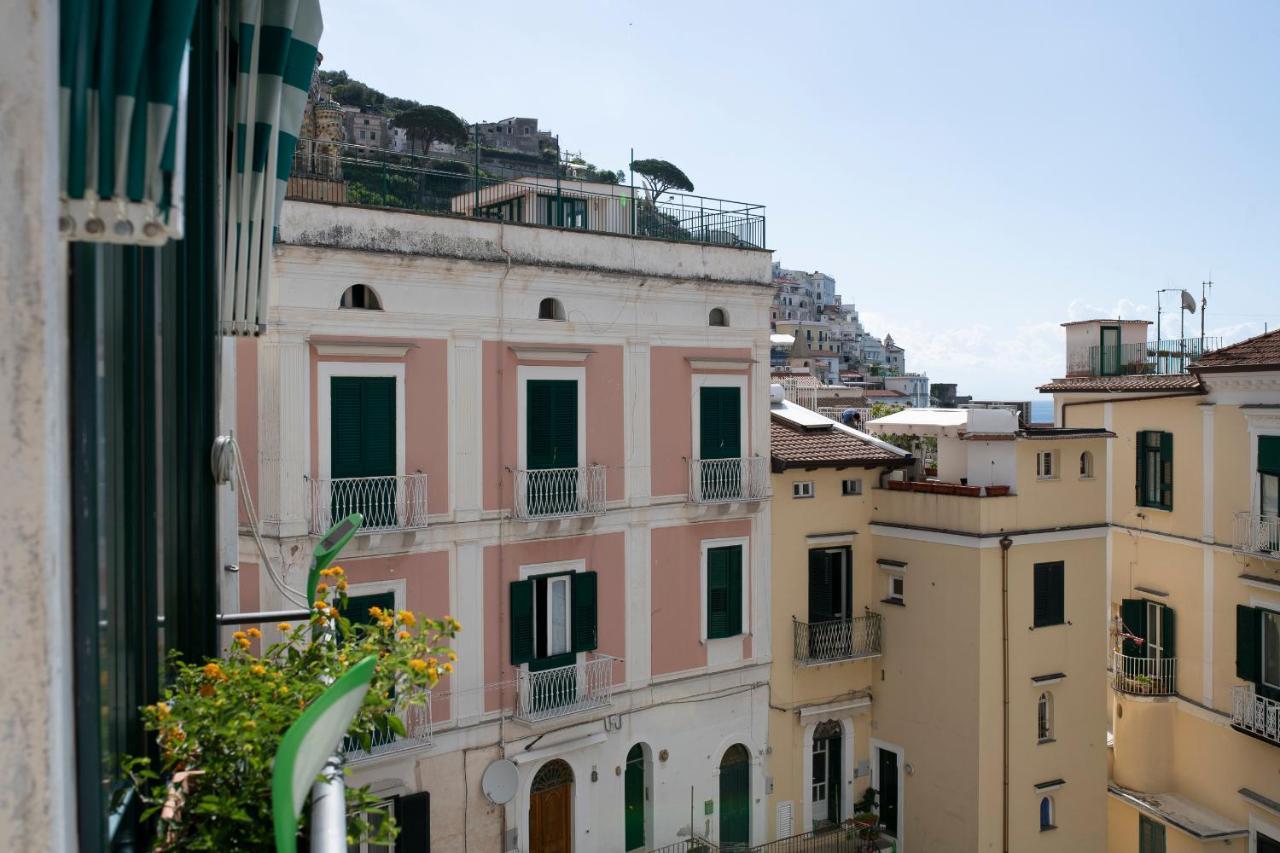 Amalfi Old Square Room & Apartments Екстер'єр фото