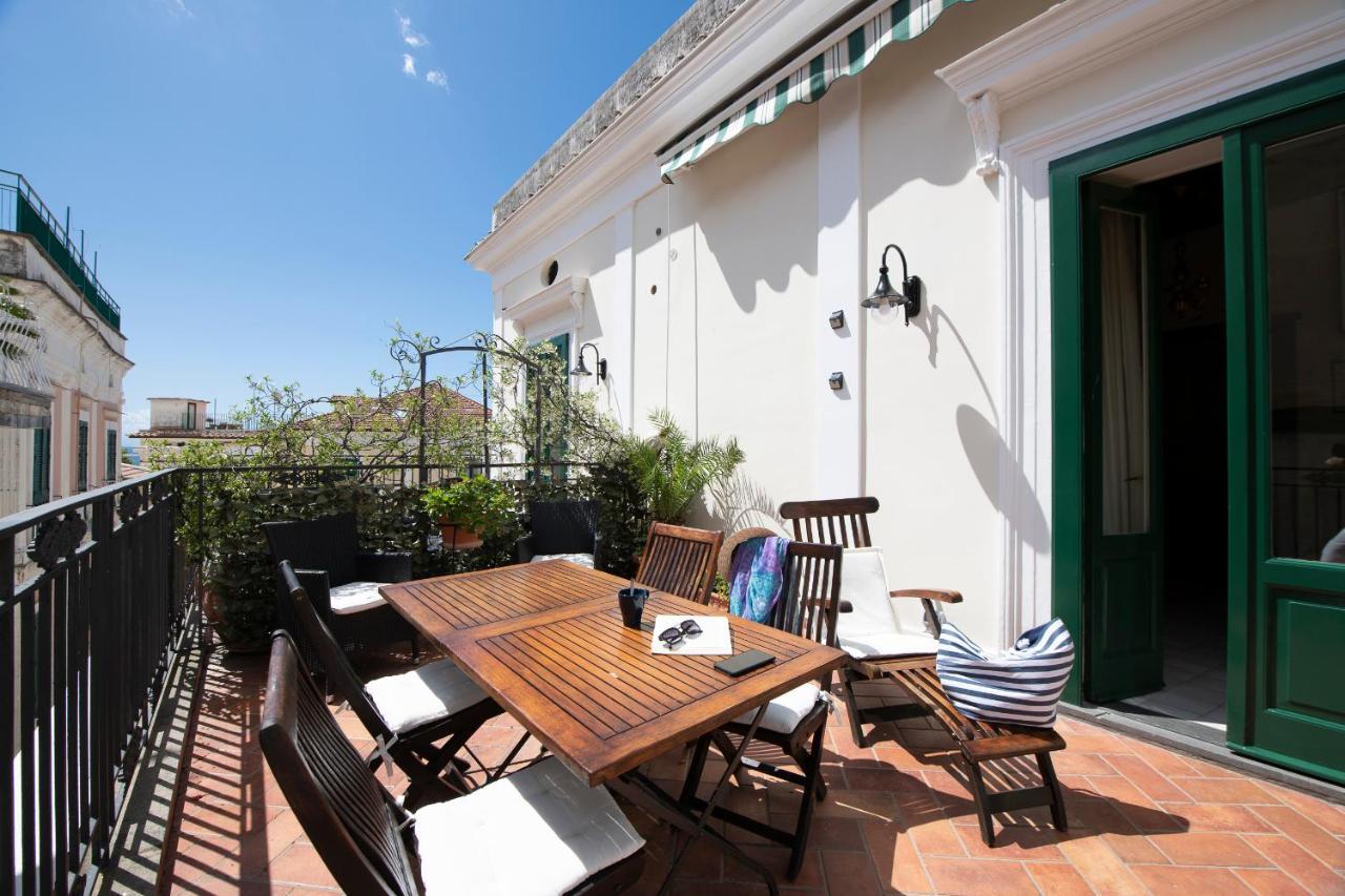 Amalfi Old Square Room & Apartments Екстер'єр фото