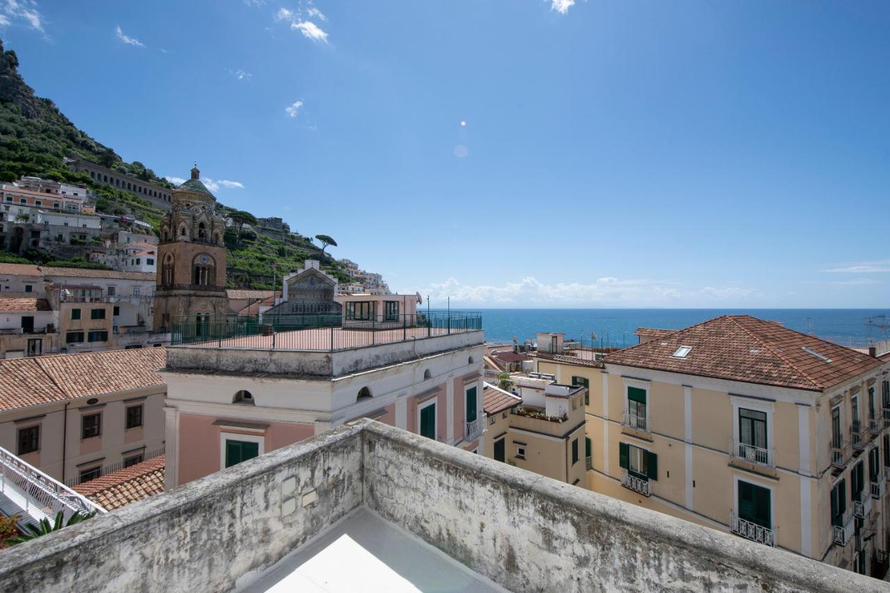 Amalfi Old Square Room & Apartments Екстер'єр фото